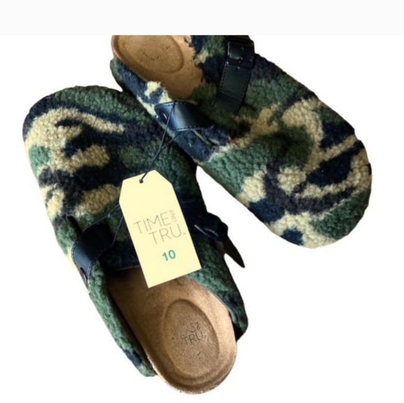 Camouflage Sherpa Clogs - Picture 3 of 4